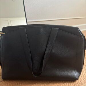 Cuyana Overnight Bag